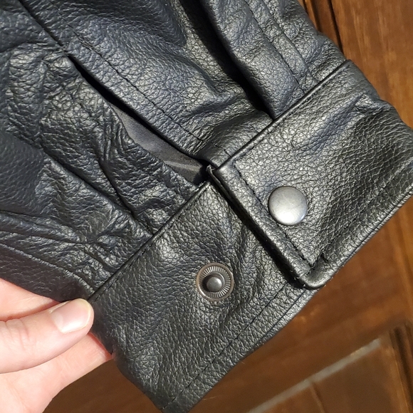 Leather Jacket - Picture 2 of 8